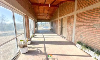 Vistas a la montaña, pileta. Casa en venta en Potrero de Garay