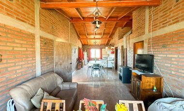 Vistas a la montaña, pileta. Casa en venta en Potrero de Garay