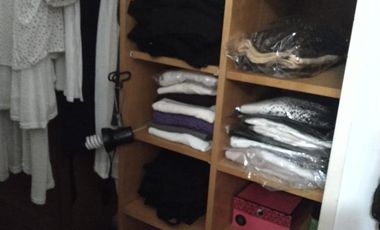 Chalet en 1 planta, 3 dormitorios, 2 baños, patio, cochera. La Lucila.