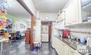 Dúplex 4 ambientes con jardín - Villa adelina.