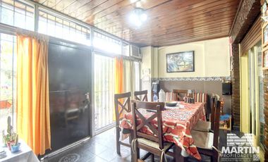 Dúplex 4 ambientes con jardín - Villa adelina.