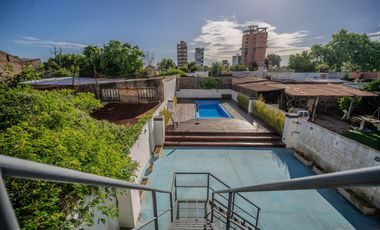 Venta Departamento 2 ambientes tipo dúplex con 2 cocheras y amenities en Quilmes