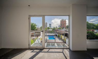 Venta Departamento 2 ambientes tipo dúplex con 2 cocheras y amenities en Quilmes