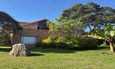 Casa en venta en Macadamia del Rio, La Calera