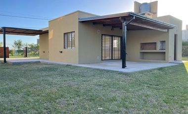 Casa dos dormitorios