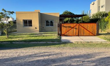 Casa dos dormitorios