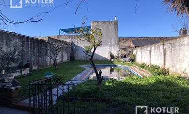 Casa - Temperley Oeste