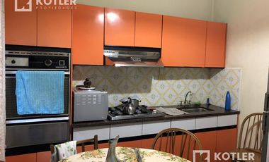 Casa - Temperley Oeste