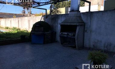 Casa - Temperley Oeste