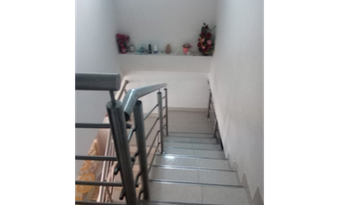 SE VENDE CASA EN BARRIO VILLA ANA DE MONTERA