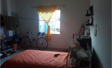 SE VENDE CASA EN BARRIO VILLA ANA DE MONTERA