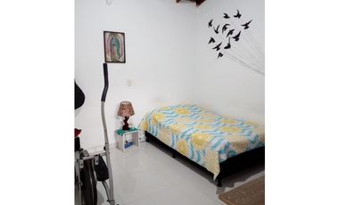 CASA LOTE LA CEJA, EXCELENTE UBICACION IDEAL PARA EDIFICIO