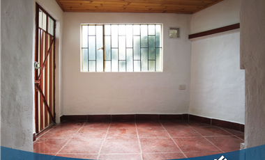 Hermosa Casa Multifamiliar En Venta en Tabio