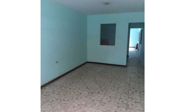 VENTA DE CASA EN SIETE DE AGOSTO TP 9713229