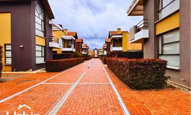 Espaciosa Casa de 188 m² en Conjunto Cerrado en Cajicá en Venta