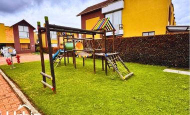 Espaciosa Casa de 188 m² en Conjunto Cerrado en Cajicá en Venta