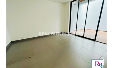 Casa unifamiliar en arriendo | Unidad cerrada.