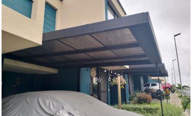 Casa en venta o renta en la tebaida conjunto cerrado