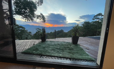 Vende Casa campestre Vista panoramica  Un Crr- Altos del Poblado