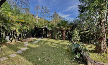 Vende Casa campestre Vista panoramica  Un Crr- Altos del Poblado