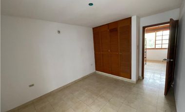 Casa de 3 pisos en arriendo/Rodadero Sur Santa Marta