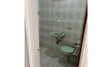 Casa comercial para la venta parque la estrella