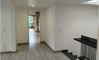 ARRIENDO CASA EN EL SECTOR DE ALAMOS COD 9720103