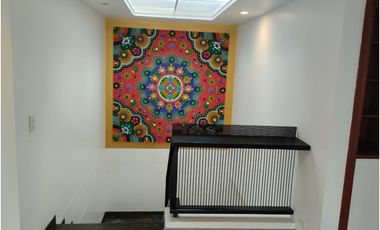 ARRIENDO CASA EN EL SECTOR DE ALAMOS COD 9720103