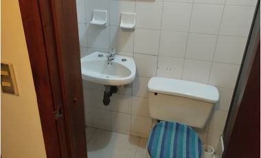 ARRIENDO CASA EN EL SECTOR DE ALAMOS COD 9720103