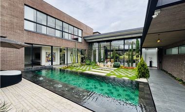 Casa de lujo en condominio cerrado en Llanogrande