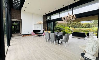 Casa de lujo en condominio cerrado en Llanogrande