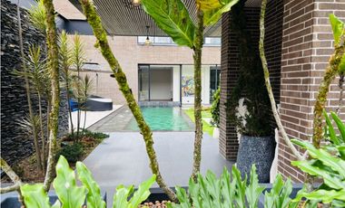 Casa de lujo en condominio cerrado en Llanogrande