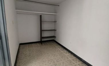 APARTAMENTO EN SEGUNDO PISO - BARRIO FLORALIA, CALI