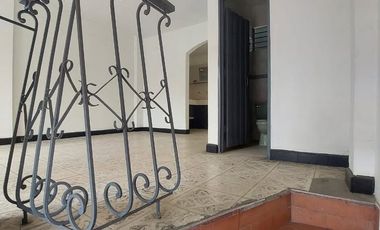 APARTAMENTO EN SEGUNDO PISO - BARRIO FLORALIA, CALI