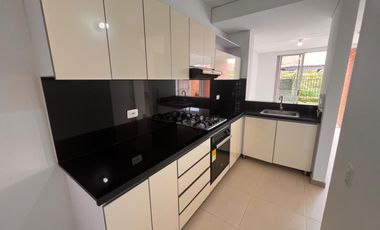 Casa Arriendo o Venta Cinco Soles, Jamundí, Esquinera, amplia y bien ubicada.