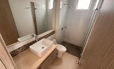 Casa Arriendo o Venta Cinco Soles, Jamundí, Esquinera, amplia y bien ubicada.