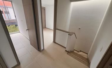 Casa Arriendo o Venta Cinco Soles, Jamundí, Esquinera, amplia y bien ubicada.