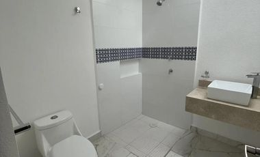 Casa en Venta al Norte en Bosques del Paraíso