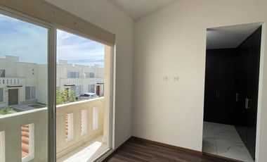 Casa en Venta al Norte en Bosques del Paraíso