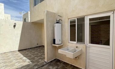 Casa en Venta al Norte en Bosques del Paraíso