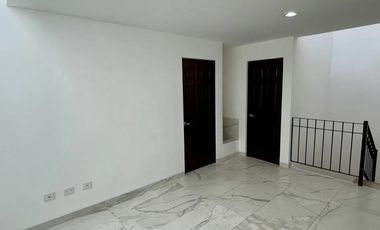 Casa en Venta al Norte en Bosques del Paraíso