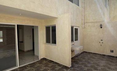 Casa en Venta al Norte en Bosques del Paraíso