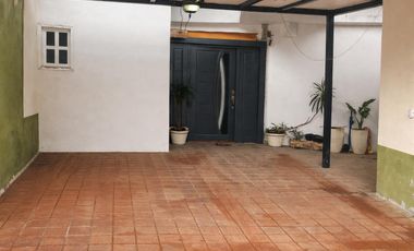 Amplia casa en venta en Amealco de Bonfil