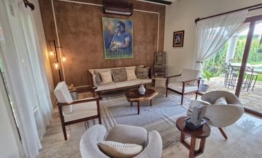 Casa Colonial Moderna con Piscina y Jardín en Fraccionamiento Privado en Valladolid