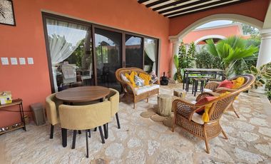 Casa Colonial Moderna con Piscina y Jardín en Fraccionamiento Privado en Valladolid