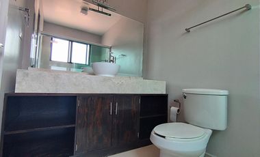 Casa en renta 3 recamarás cochera techada Fraccionamiento Mayorazgo León Gto.