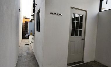 Casa en renta 3 recamarás cochera techada Fraccionamiento Mayorazgo León Gto.