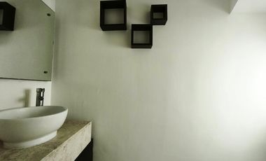 Casa en renta 3 recamarás cochera techada Fraccionamiento Mayorazgo León Gto.