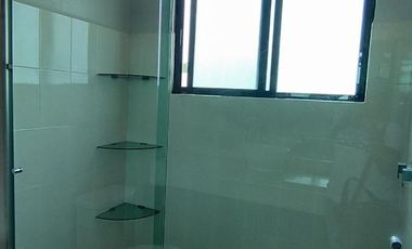 Casa en renta 3 recamarás cochera techada Fraccionamiento Mayorazgo León Gto.