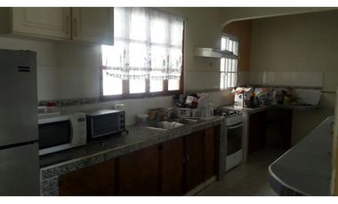 CASA LAS CUMBRES VILLA BELLA MILLA 8 3REC 300M2